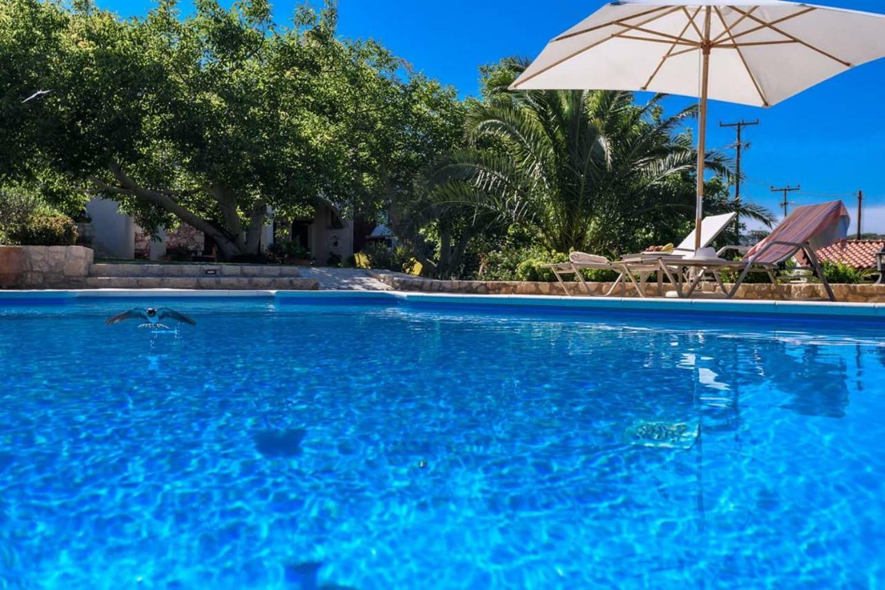 Alia Stone Villa-Ideal For Families-Heated Pool Nohia Luaran gambar